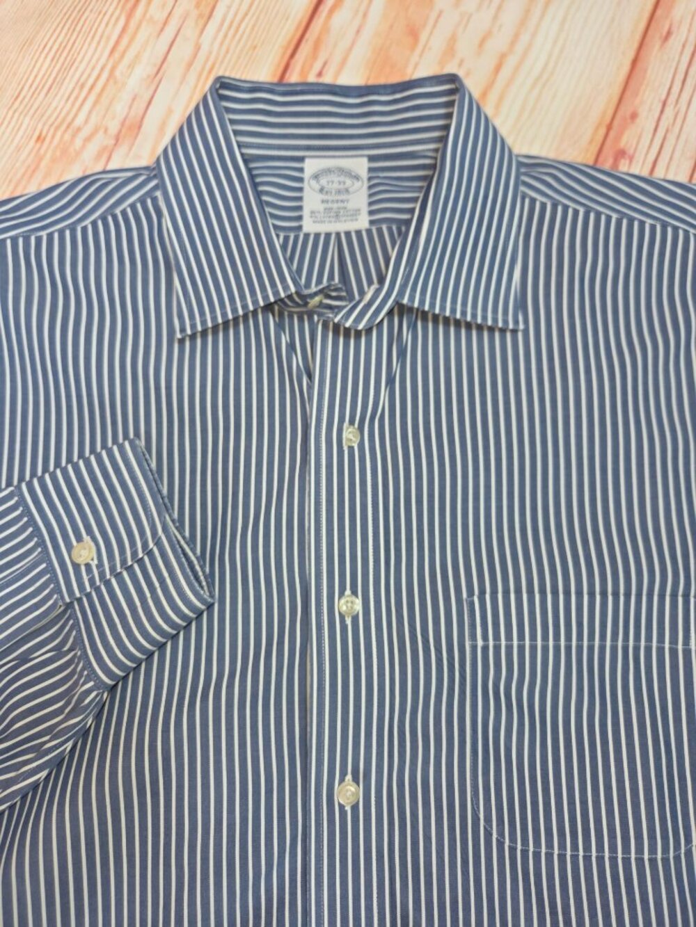 Brooks Brothers Regent Non-Iron Supima Dress Shirt 17-33 Blue & White